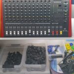 MAX 1608 Professional Audio Mixer