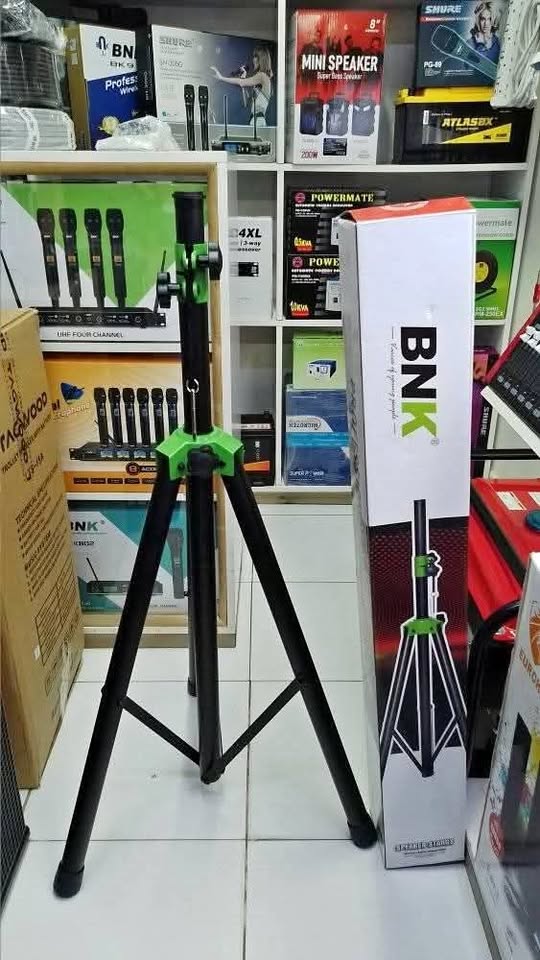 BNK Speaker Stand – Heavy-Duty, Adjustable, and Built for Superior Audio Support