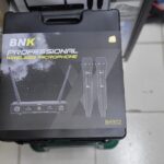 BNK BK902 Professional Wireless Microphone System